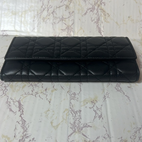 CHRISTIAN DIOR BLACK LAMBSKIN CANNAGE LADY DIOR RENDEZOUS WALLET ON CHAIN - Picture 9 of 17